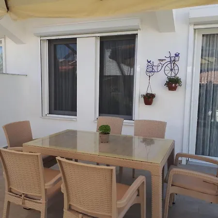 The Family Villa *